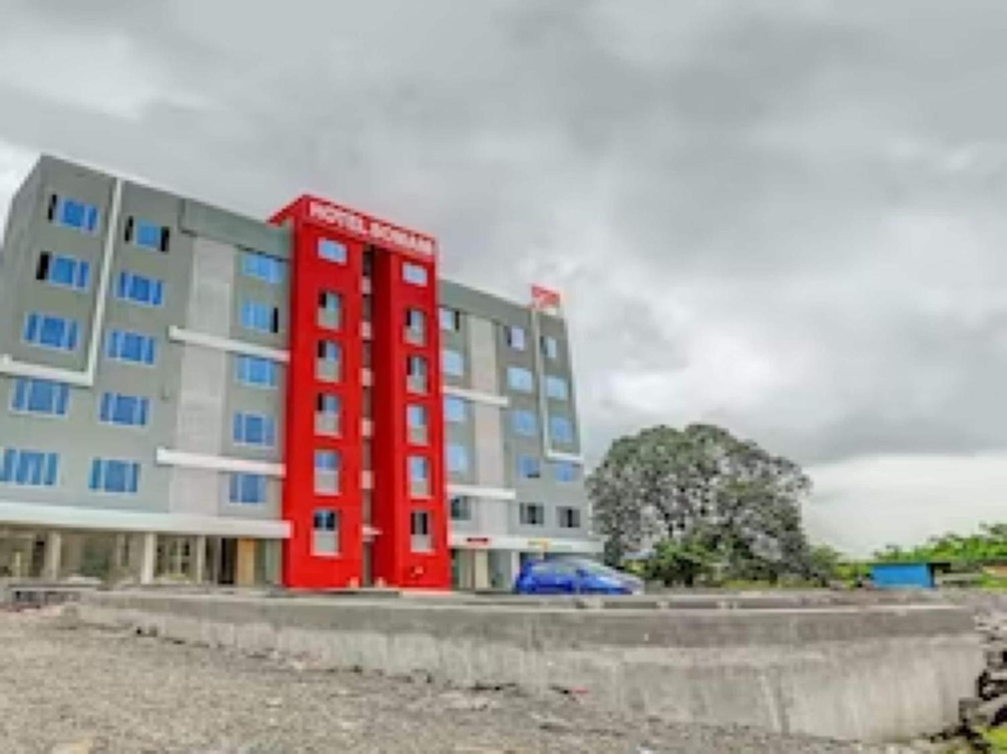 Готель Townhouse Somani Apta Екстер'єр фото